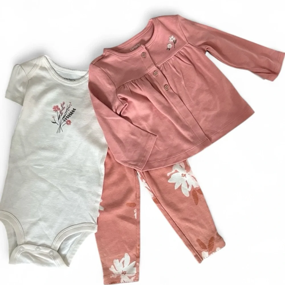 Carter's Baby Girl 3-Piece Set Size 9 Months Cardigan Bodysuit Pants 🌸🌺